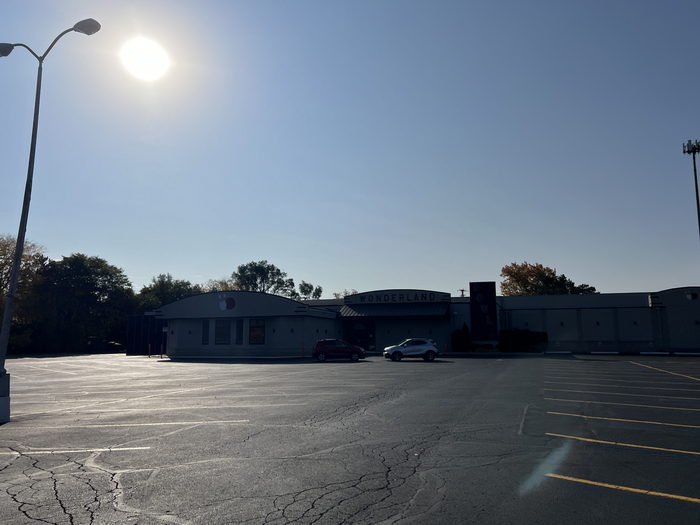 Wonderland Lanes - October 2022